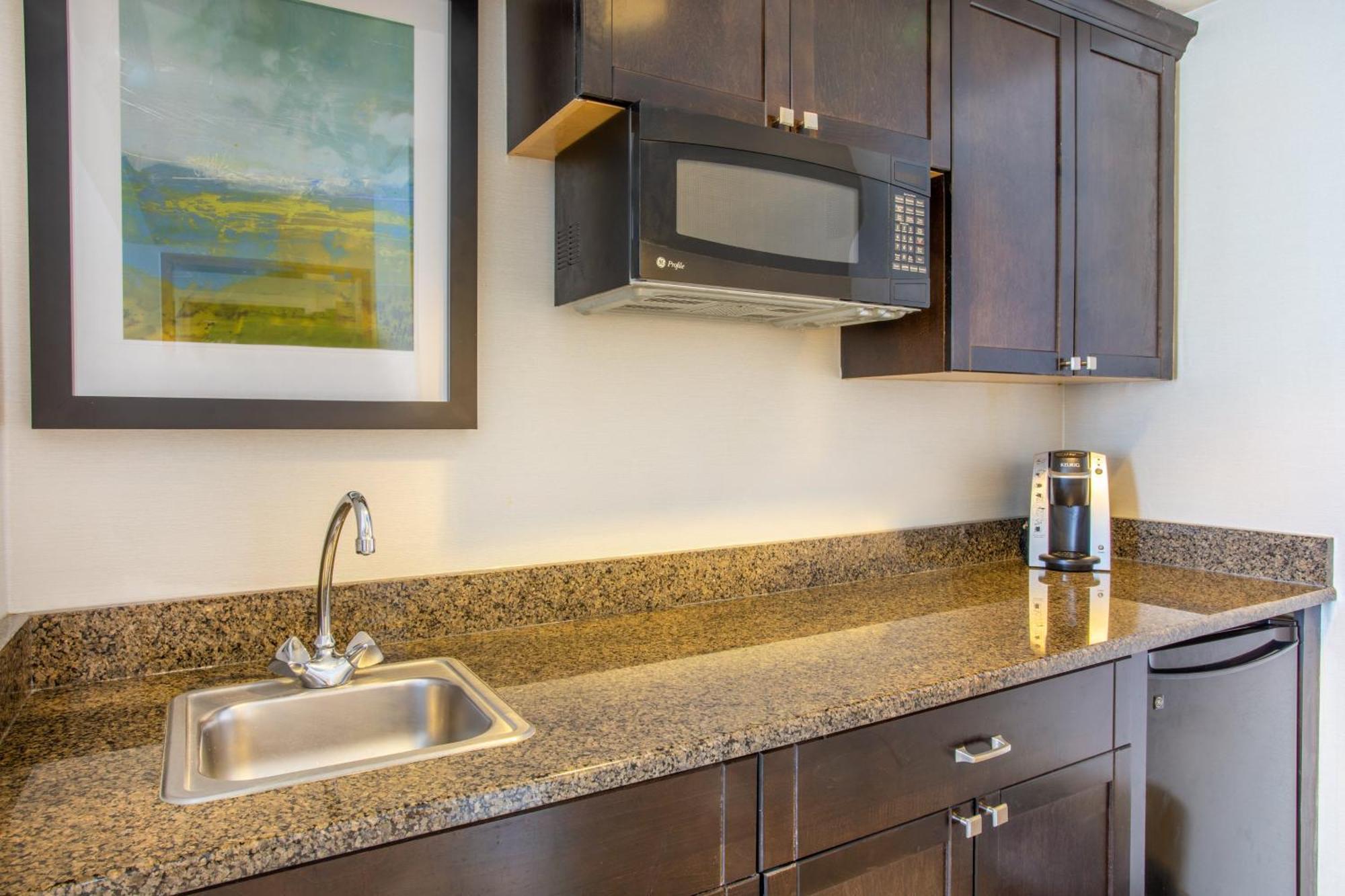 Holiday Inn & Suites Parsippany Fairfield By Ihg Zewnętrze zdjęcie